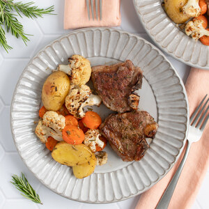 Garlic-Rosemary Lamb Chops with Balsamic Roasted Vegetables