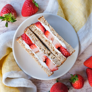 Strawberry & Cream Cheese Sandwich