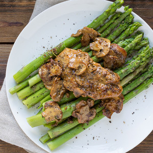 Skillet Dijon Chicken & Mushrooms with Asparagus