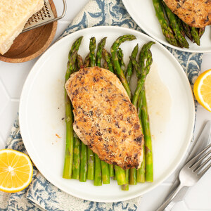 Cheesy Chicken Asparagus Bake with Sun-Dried Tomatoes & Olives